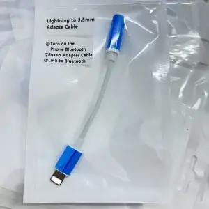 USB-C to 3.5mm Audio Adapter OTG Aux Converter - Thumbnail Image 9
